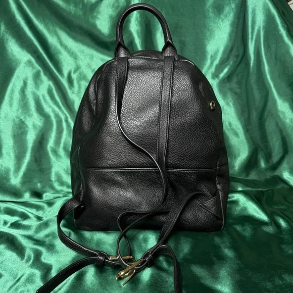 Tory Burch Black Pebbled Leather Backpack (M) - Picture 2 of 6
